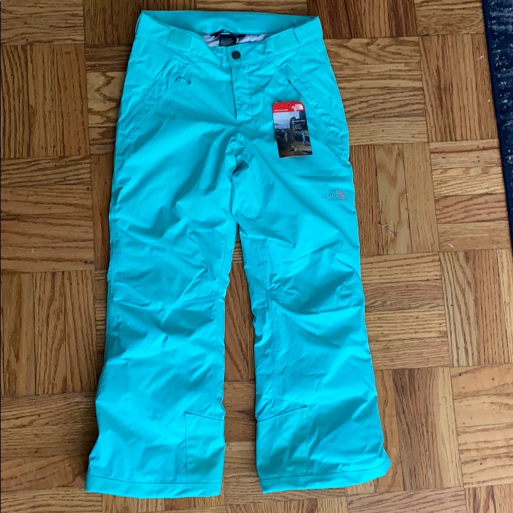 North Face ❄️ girls freedom insulated snow pants